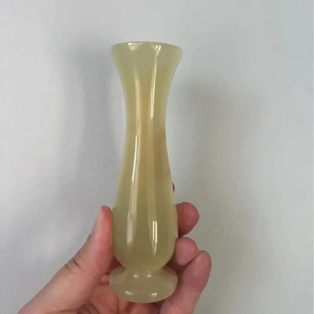 Vintage Onyx Bud Vase - Picture 5 of 8